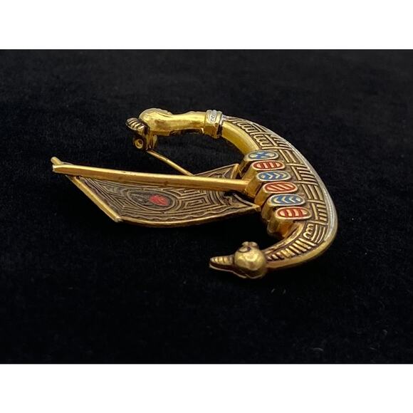 Vintage Damascene Ship Boat Brooch Pin Signed SPAIN Gold Tone Black Red Blue - Picture 5 of 8